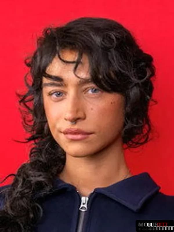 Odessa A'zion