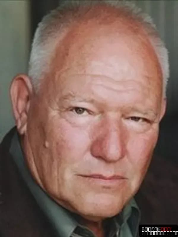 Ron Dean