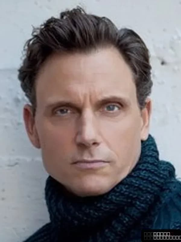 Tony Goldwyn